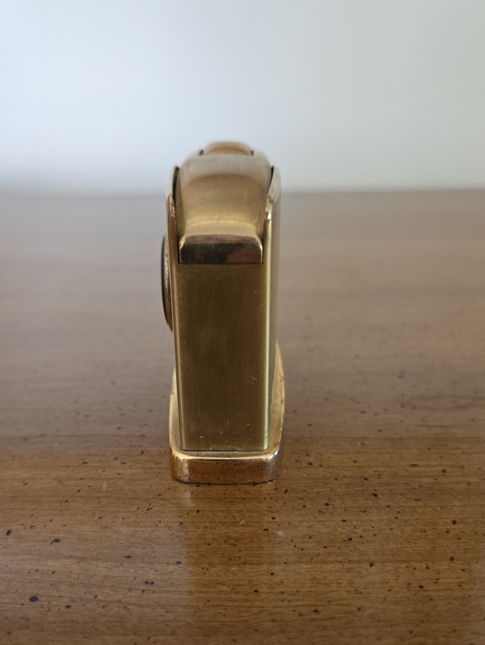 Vintage Brass Table Lighter - Picture 5 of 11